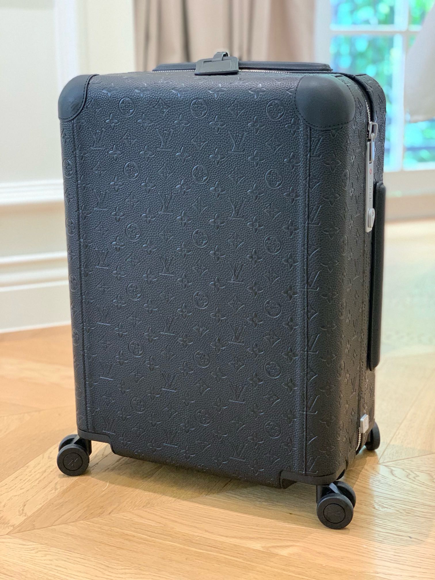 LV 루이비통 캐리어 031457