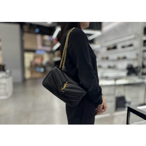 YSL 입생로랑 LouLou백