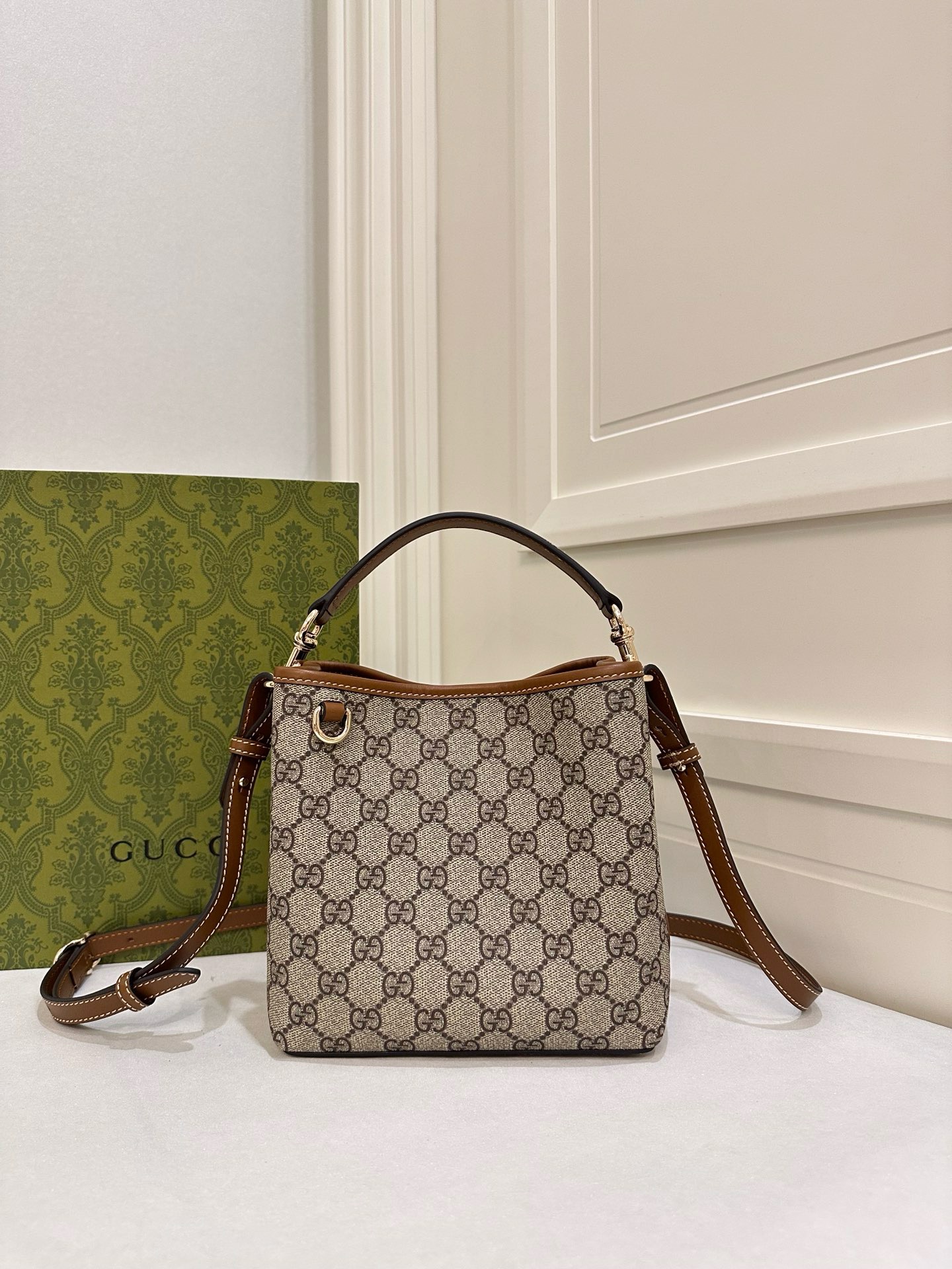 GUCCI 구찌 815118 