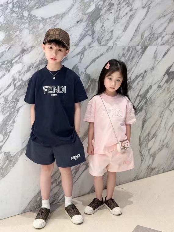 FENDI 팬디 셋트 330024