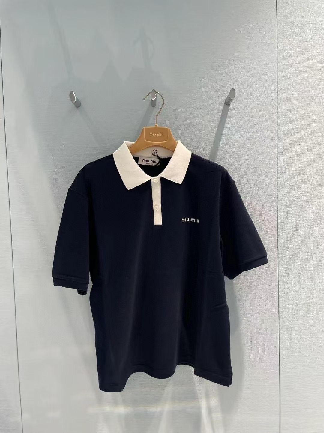 MIUMIU 미우미우 여성 반팔 31700207