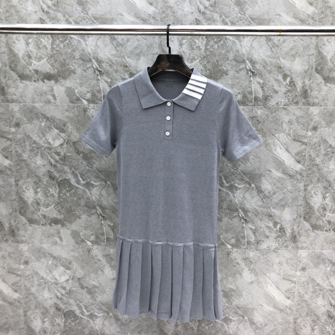 THOM BROWNE 톰브라운 원피스 31700136