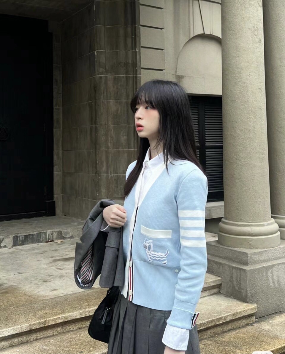 THOM BROWNE 톰브라운 여성 가디건 31700118