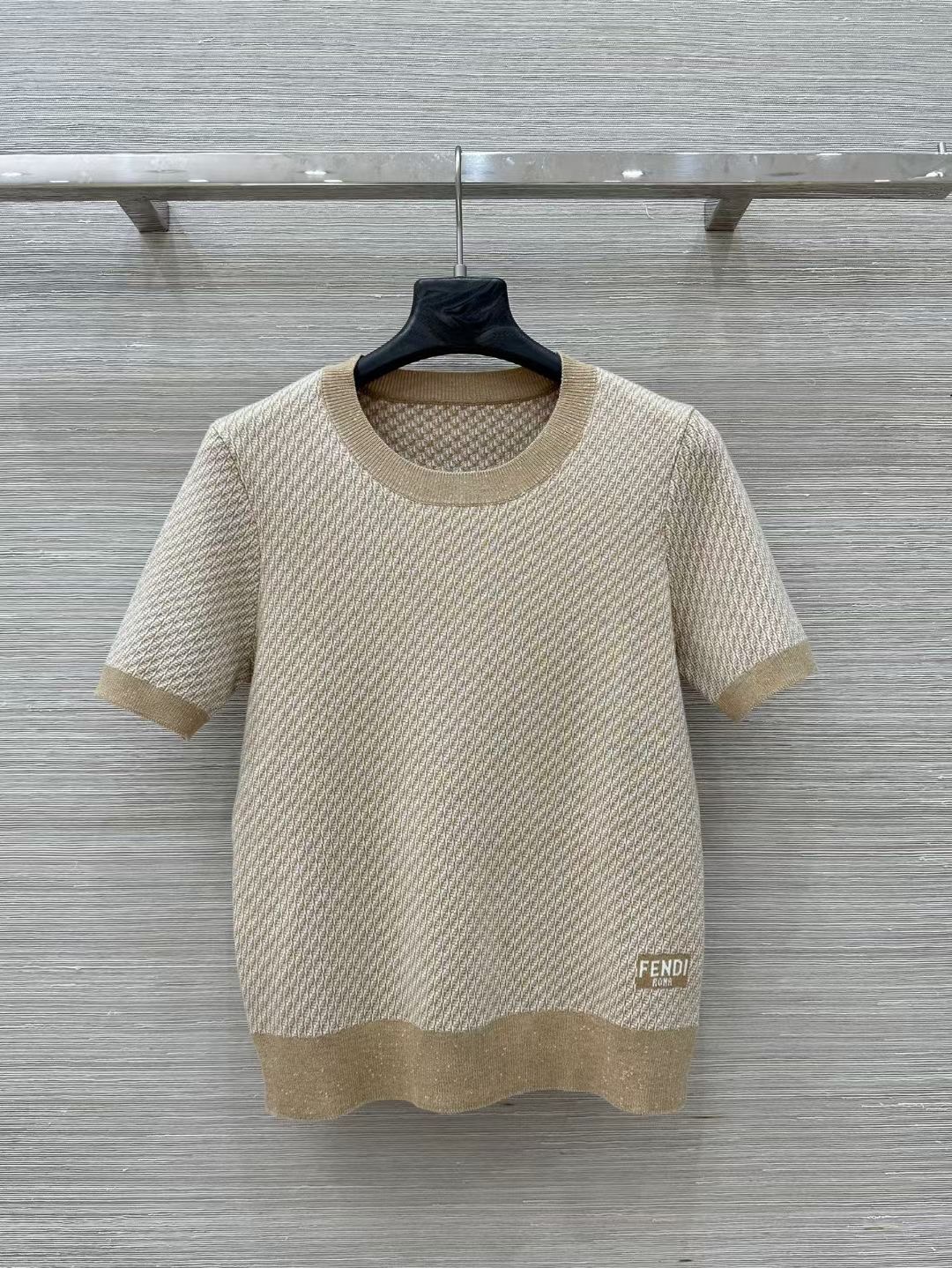 FENDI 펜디 여성 반팔 31700108