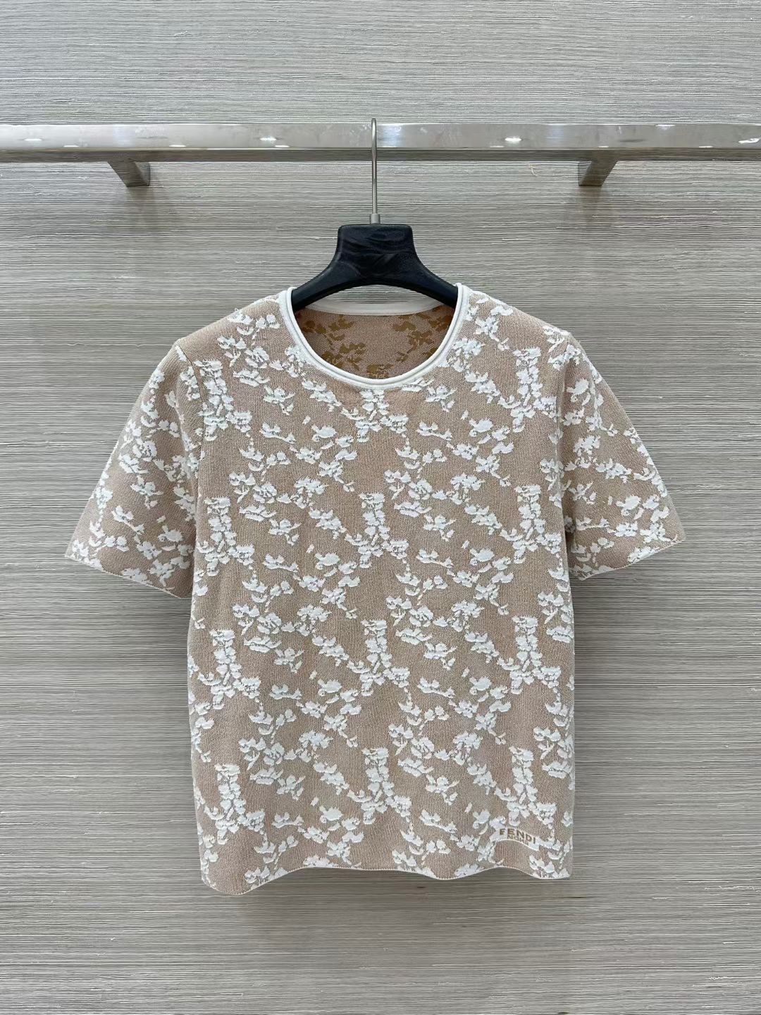 FENDI 펜디 여성반팔 31700103