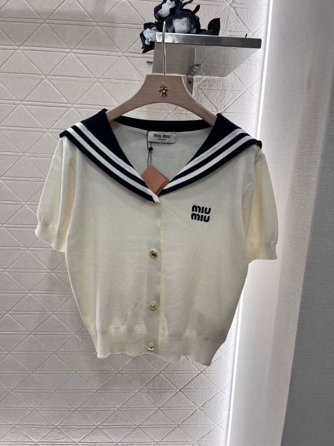 MIUMIU 미우미우 여성 반팔 3230091