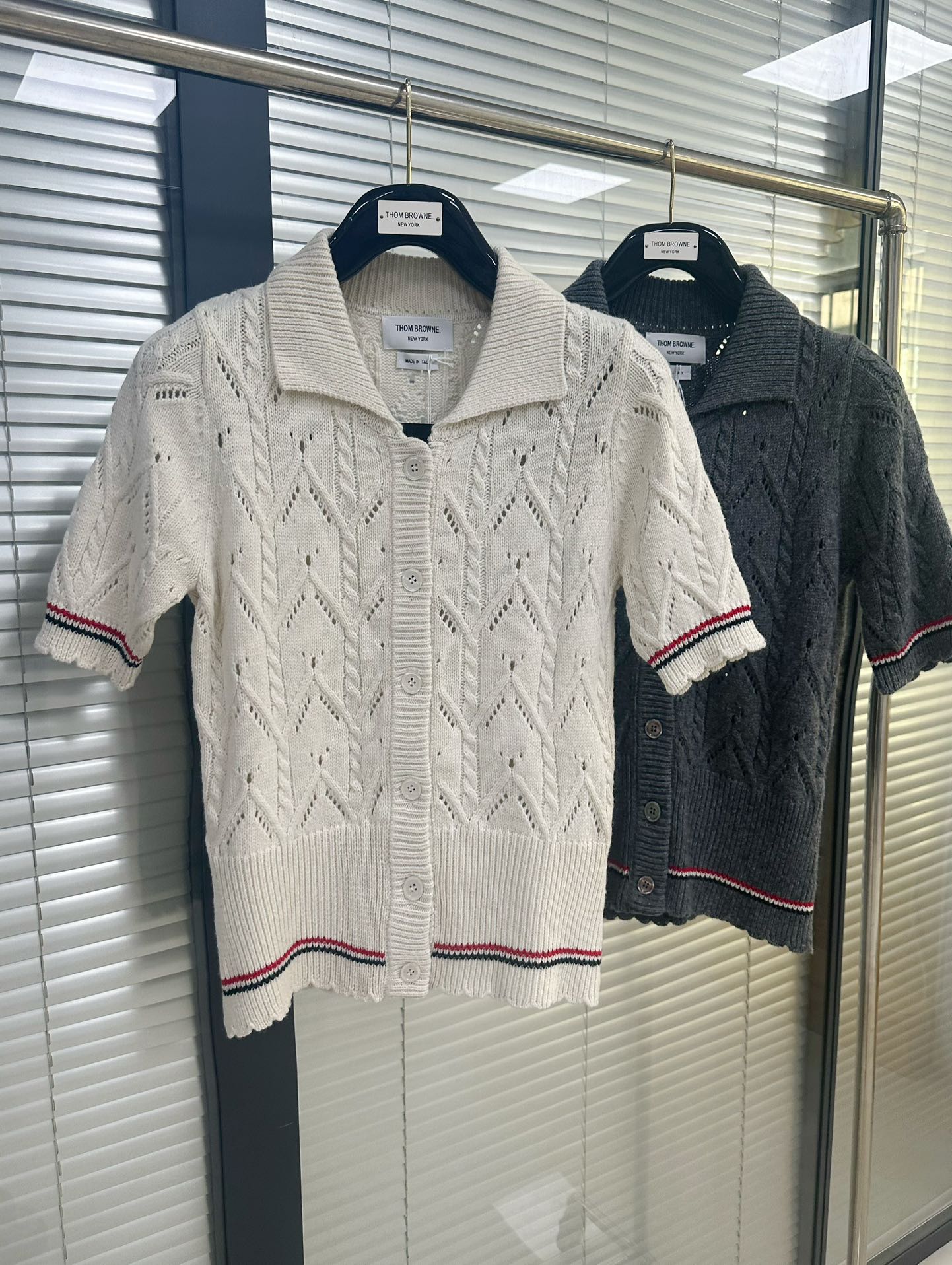 THOM BROWNE 톰브라운 가디건 3230017