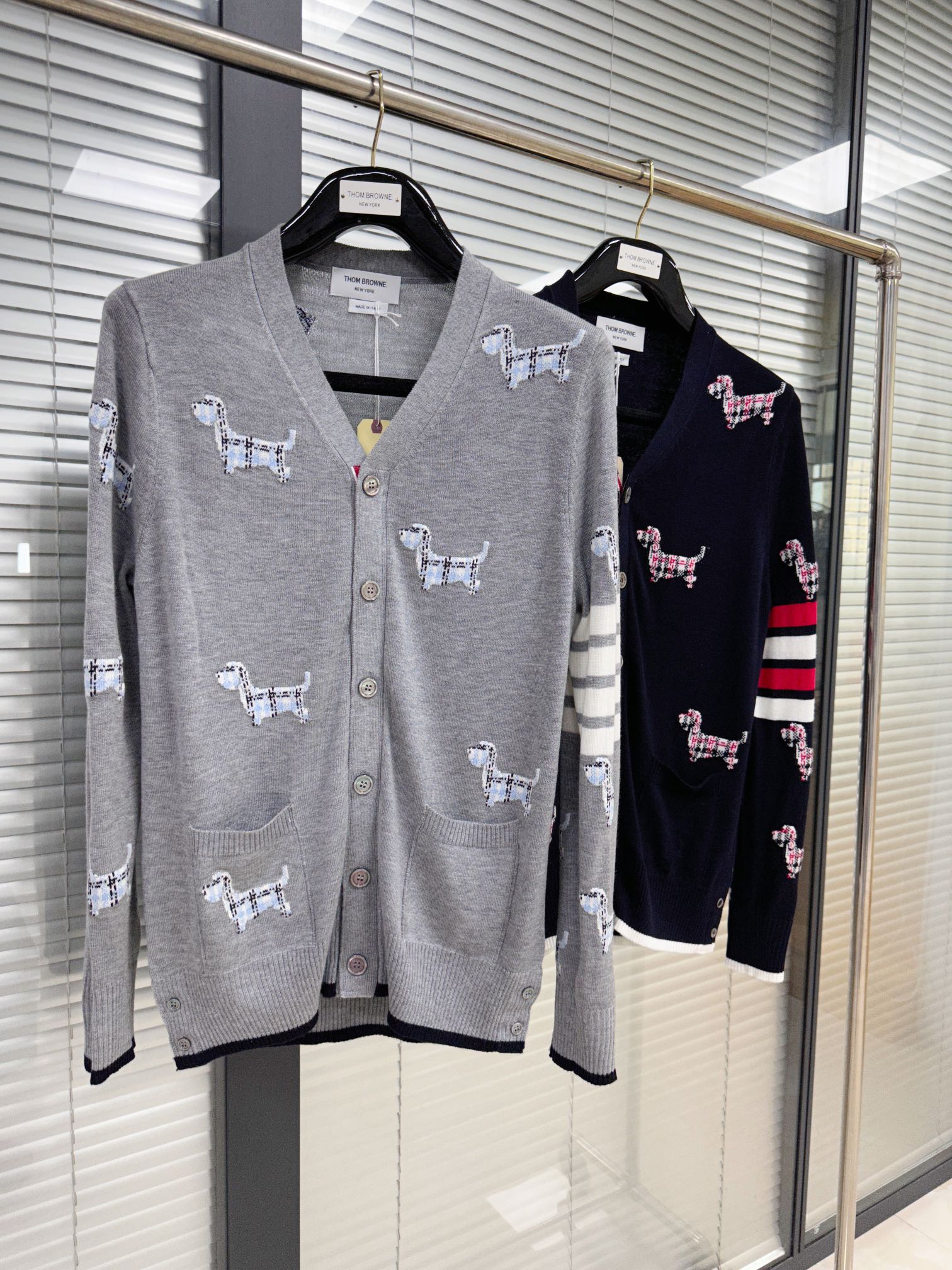 THOM BROWNE 톰브라운 가디건 3230016