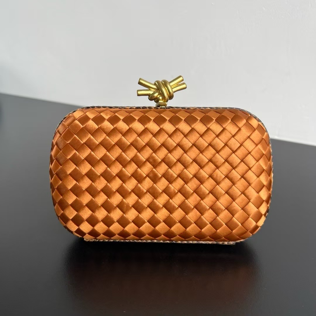 Bottega Veneta 보테가베네타 4010047