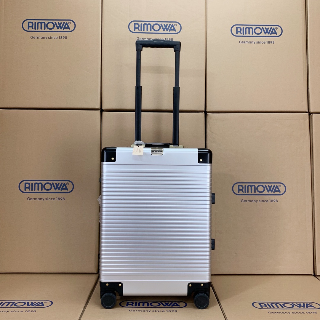 GUCCI 캐리어 40100162