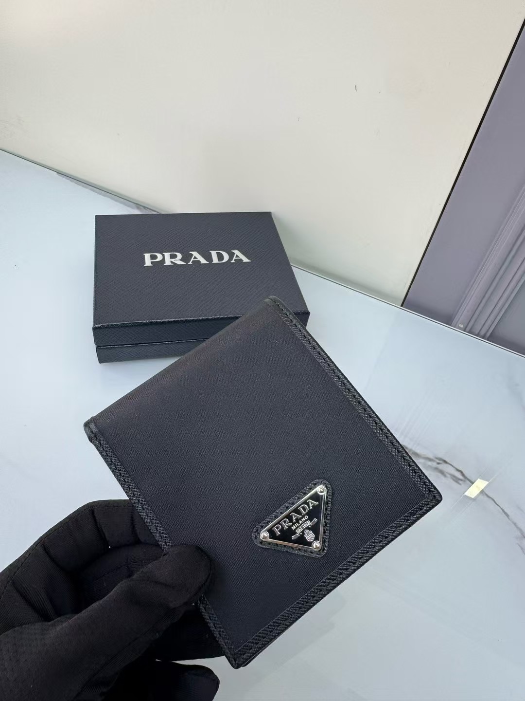 PRADA 프라다 지갑 2M053