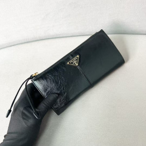 PRADA 프라다 지갑 1MB051 금장