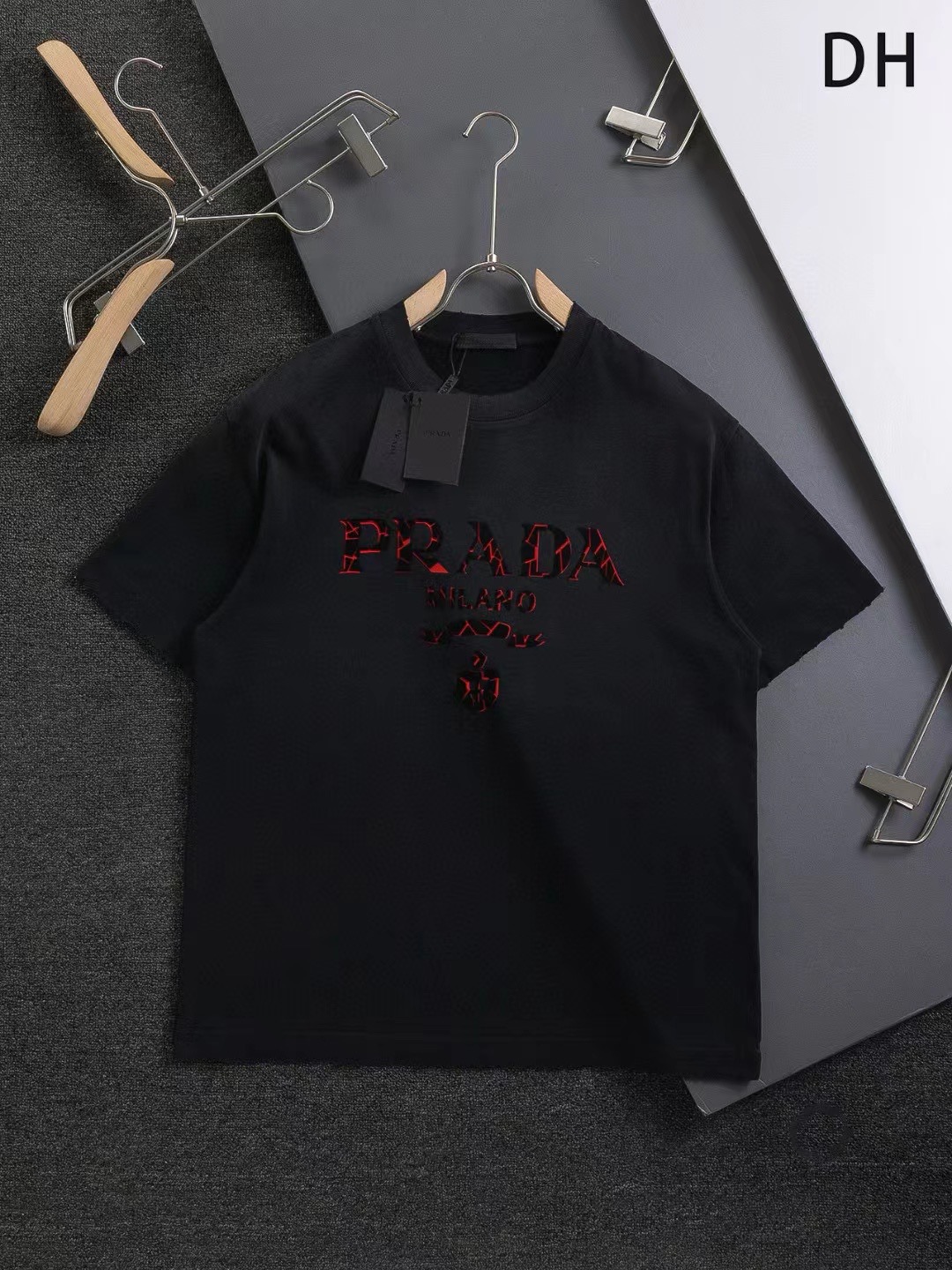 prada 프라다 남녀공용 반팔 40100603