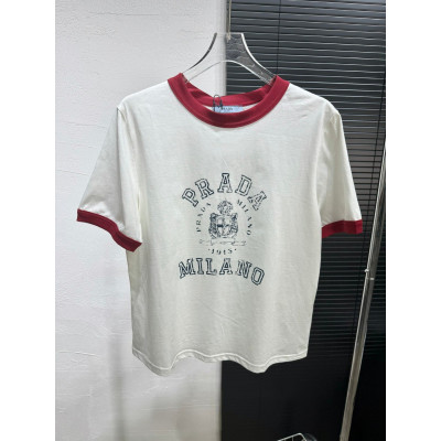 프라다 여성반팔  41500147