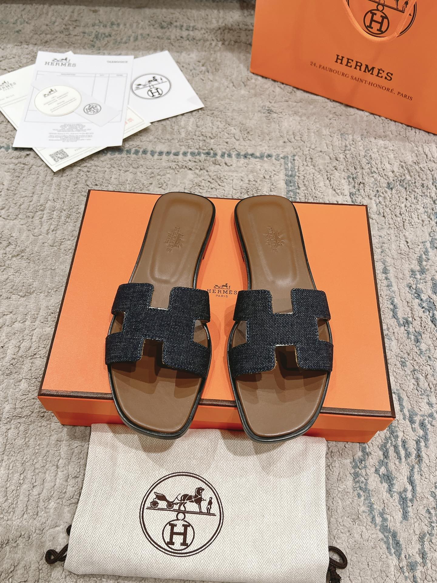 HERMES 에르메스 4300037
