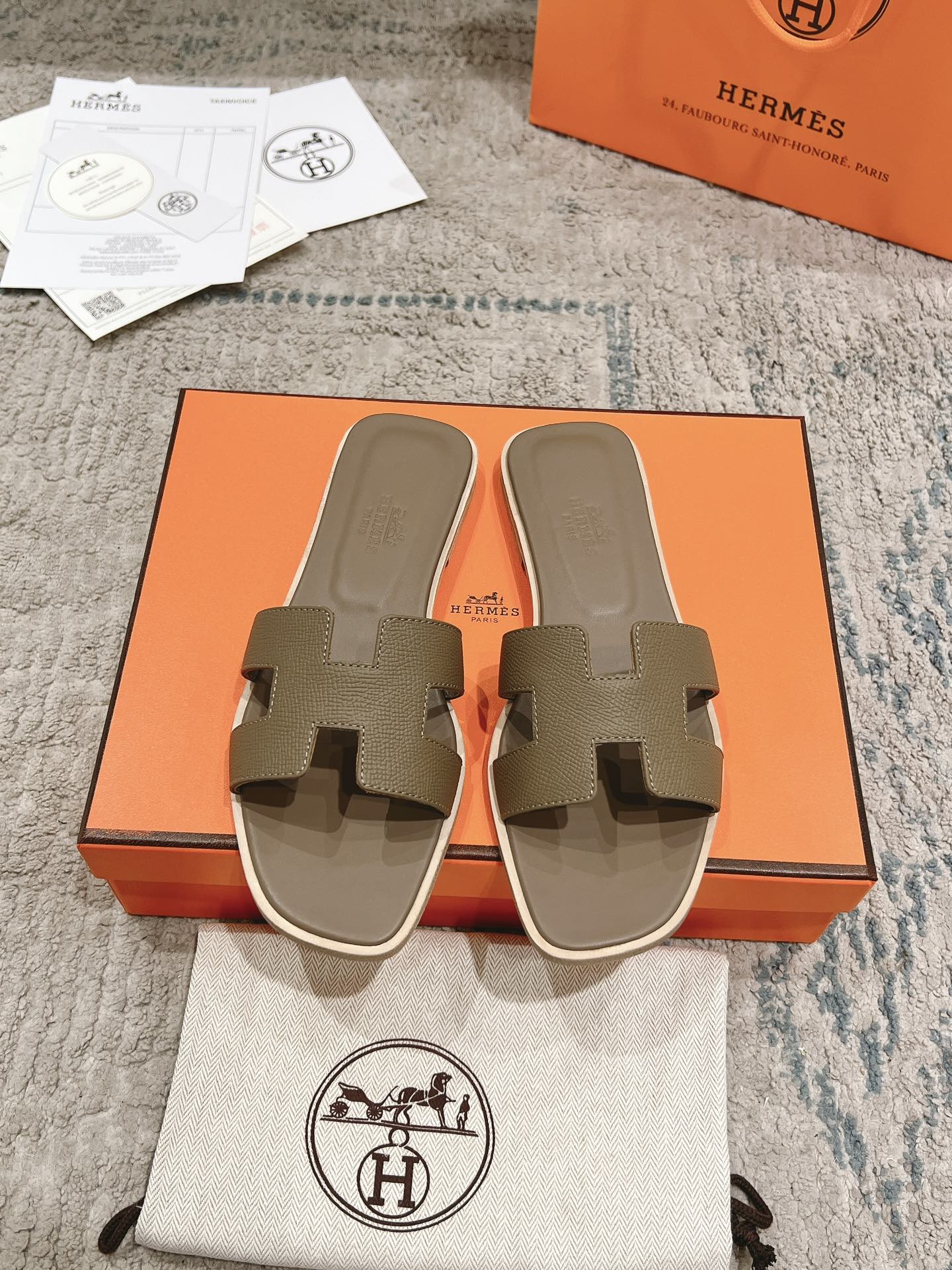HERMES 에르메스 4300038