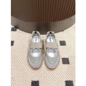 MIUMIU 미우미우 여성 4300055