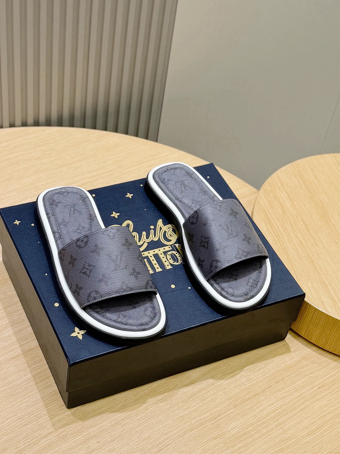 LV 루이비통 남성 53025031