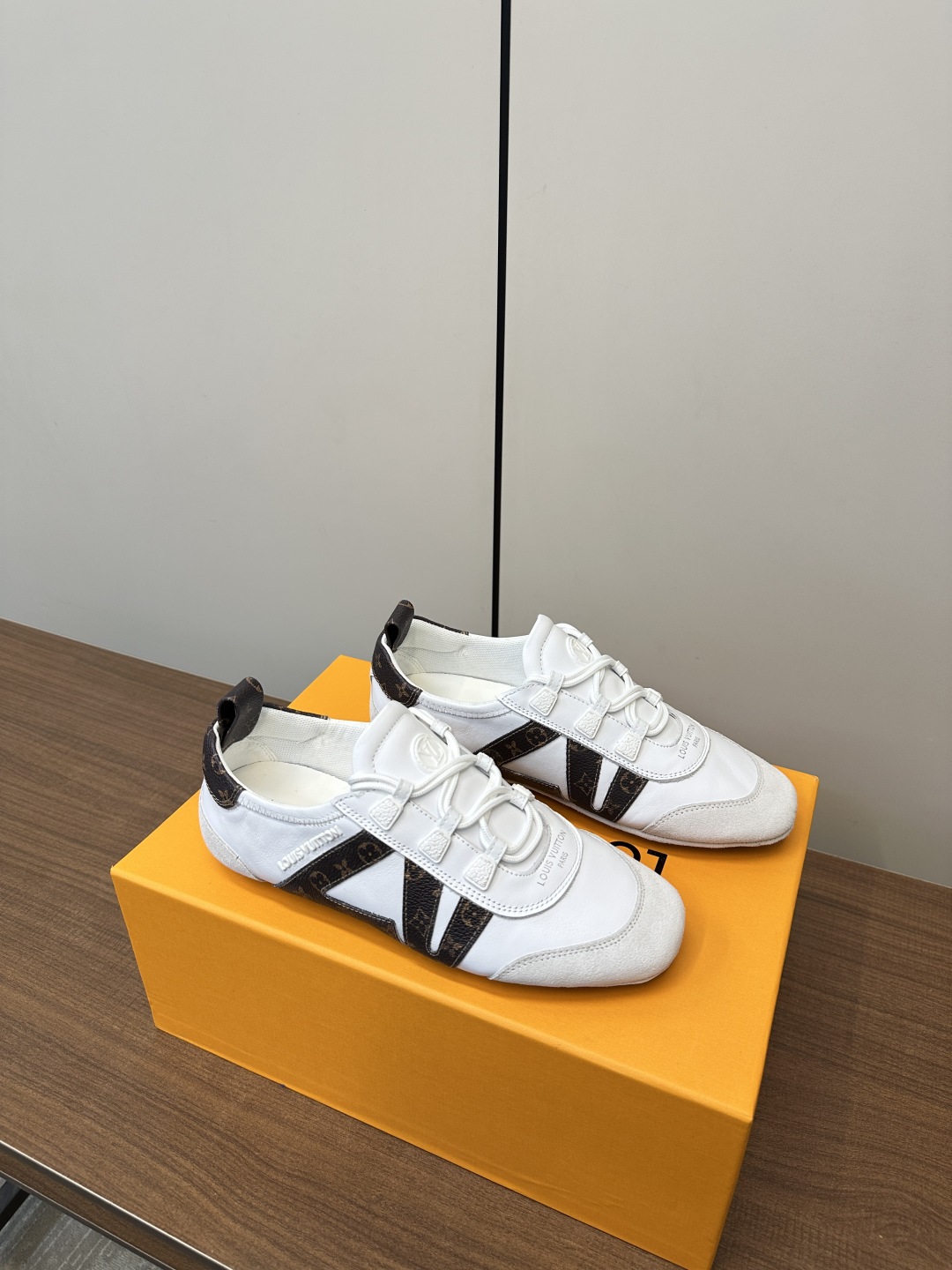 LV 루이비통 53025091