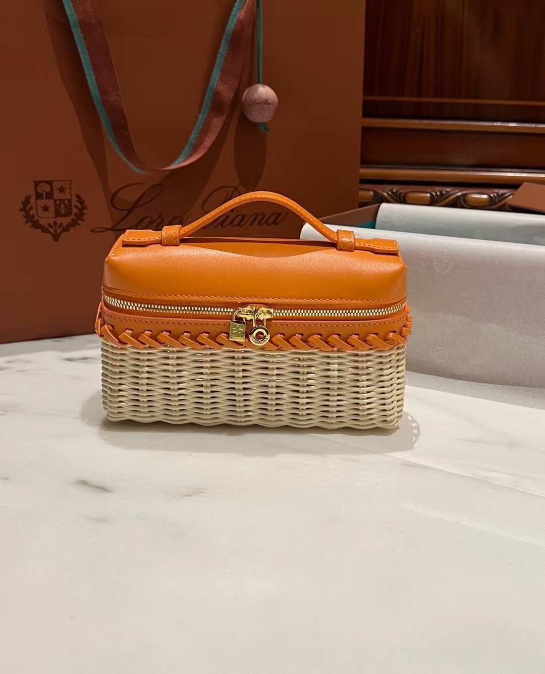 로로피아나 L19 530250104