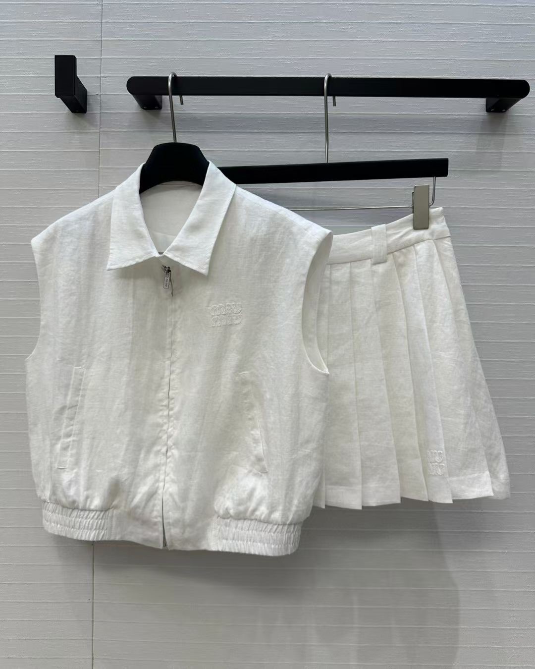 MIUMIU 미우미우 530250130 셋트