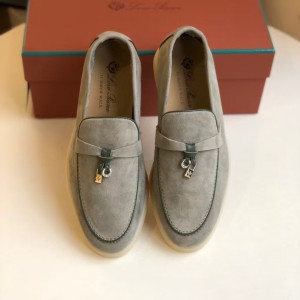 로로피아나 여성 530250190